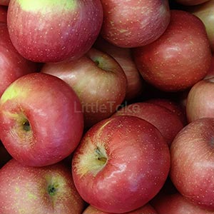 Local Farm apple pink and red colour 1kg Image
